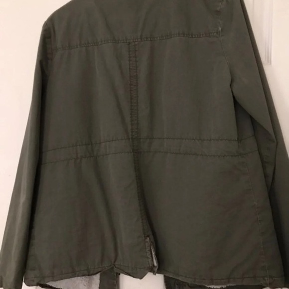 jacket - Picture 4 of 9